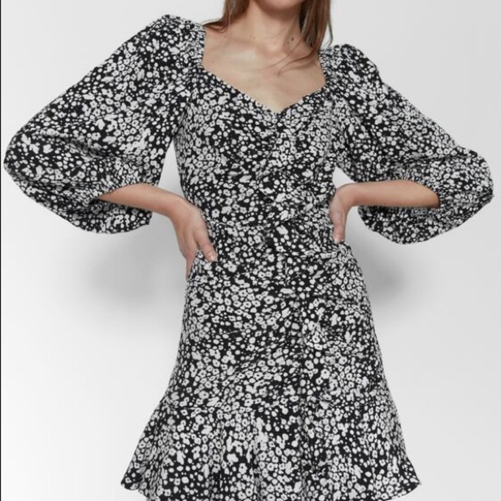 Zara Black and white floral dress